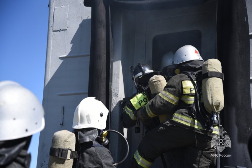 В Ногинске завершились практические занятия у девушек 1, 2 и 3 курсов факультета пожарной и техносферной безопасности