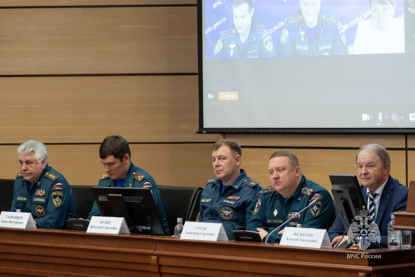 В Академии состоялась ежегодная международная научно-практическая конференция «Состояние работы с кадрами в ФПС ГПС на современном этапе»