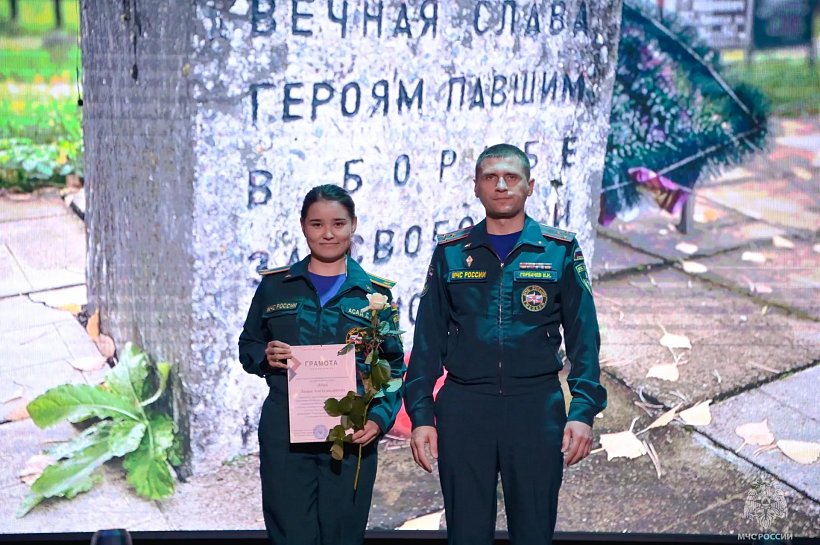 «Памяти павших будьте достойны!»