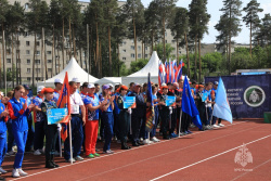 Спортсмены Академии на пьедестале победителей