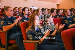 «ПОЗЫВНОЙ 3.9.2.» – легендарный огнеборец и слушатель Академии