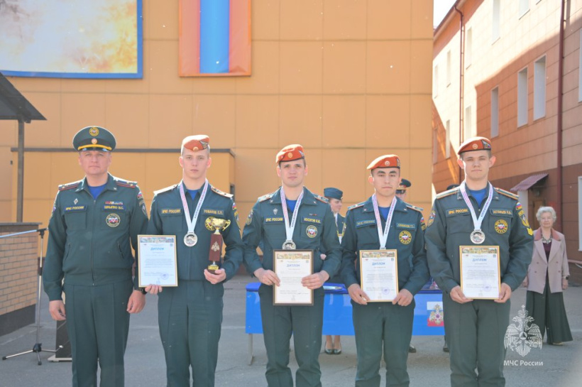 В Академии подвели итоги месяца