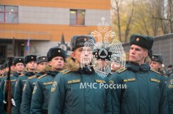 На плацу Академии состоялось построение переменного и постоянного состава