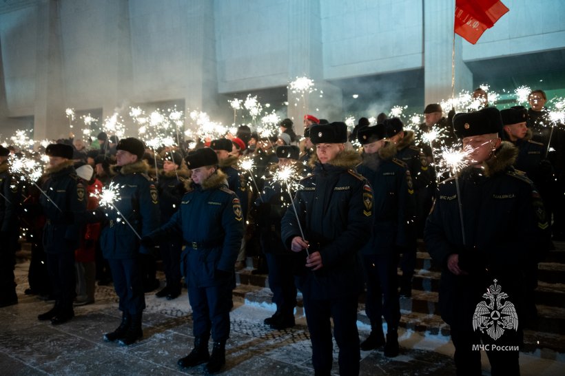 Курсанты Академии почтили подвиг ленинградцев