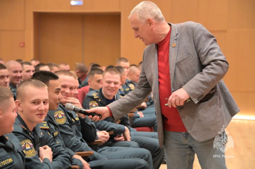 Курсанты сошлись в творческом поединке