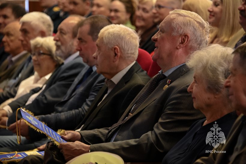 В Академии ГПС МЧС России состоялся выпуск из адъюнктуры 