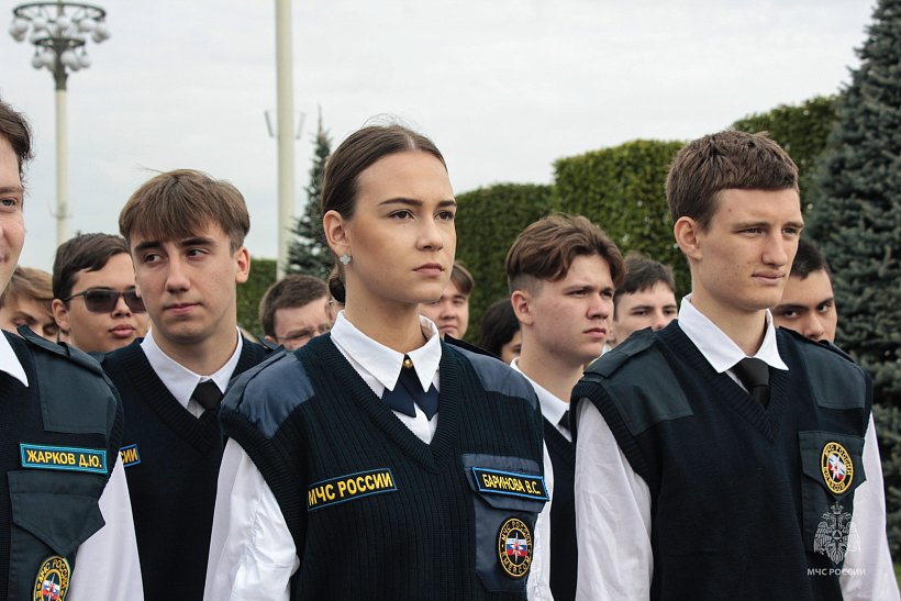 Курсанты и студенты Академии приняли Присягу и дали торжественную Клятву