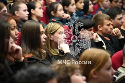 Академия ГПС МЧС России открыла двери для кадет московских школ