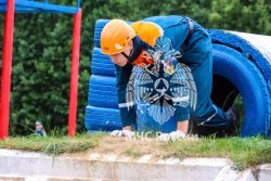 В МЧС России впервые стартовали соревнования по спасательному спорту