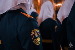 В Храме Христа Спасителя был совершён благодарственный молебен по случаю выпуска специалистов Академии