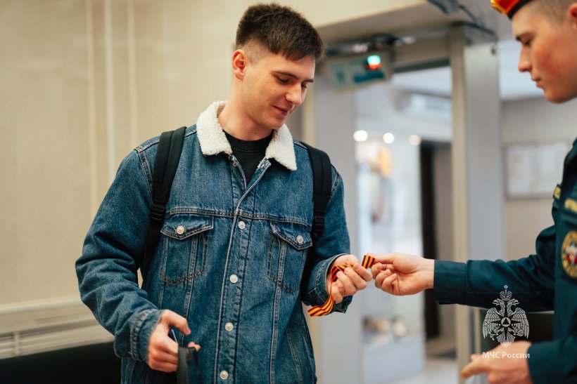 В Академии прошла традиционная акция «Георгиевская ленточка»