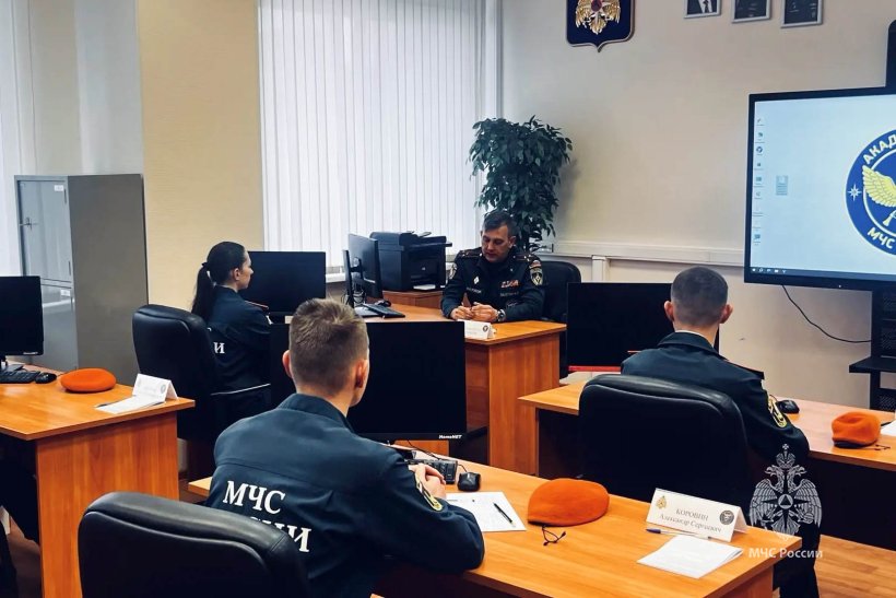 В Академии переподготовку проходят сотрудники высшего руководящего звена
