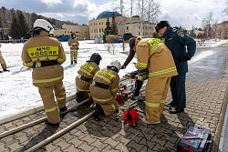 Специалисты двух вузов МЧС России провели экспериментальные исследования насосно-рукавных систем