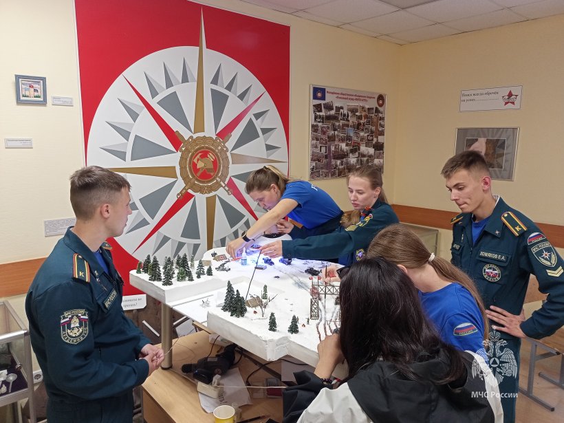 Дорога жизни в миниатюре: в музее Академии состоялось торжественное открытие особенного экспоната