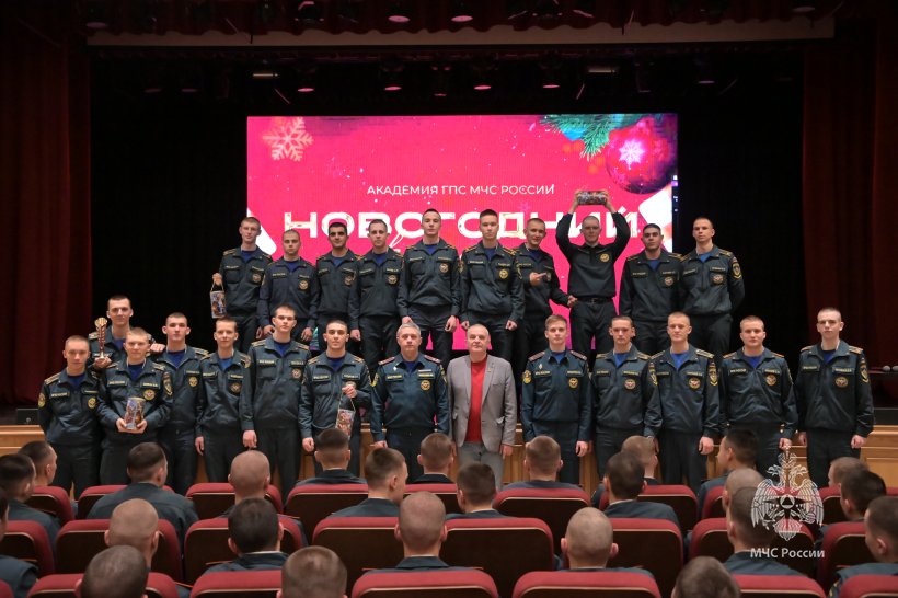 Курсанты сошлись в творческом поединке