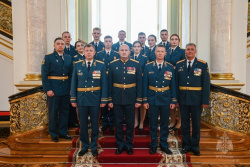В Кремле лучшие выпускники Академии встретились с Владимиром Путиным