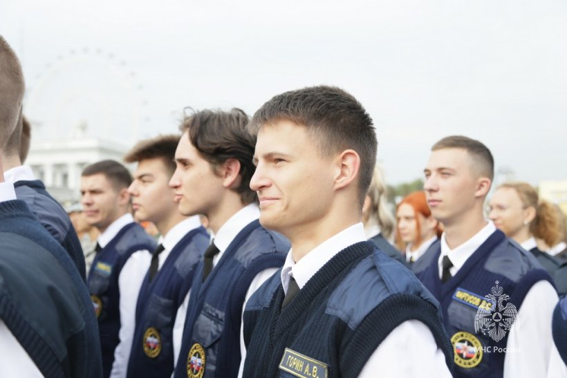 Курсанты и студенты Академии приняли Присягу и дали торжественную Клятву