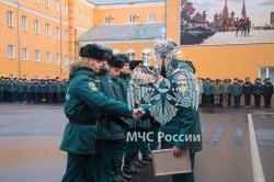 На плацу Академии состоялось построение переменного и постоянного состава