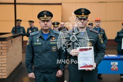 На плацу Академии состоялось построение постоянного и переменного состава