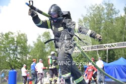 В Апаринках наградили победителей 1-ого международного гран-при профессионального мастерства пожарных и спасателей