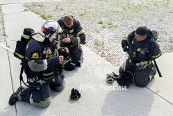 Курсанты Академии ликвидировали условный пожар в Геленджике