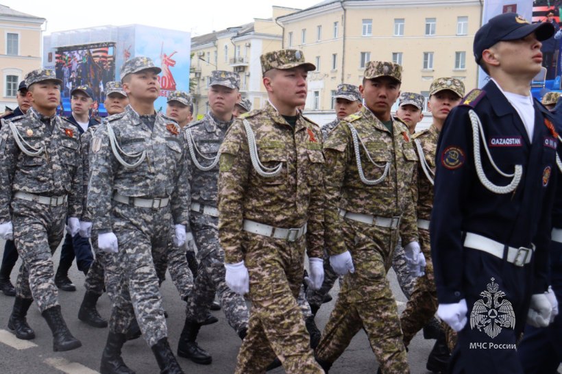 Парадные расчеты Академии приняли участие в Парадах Победы