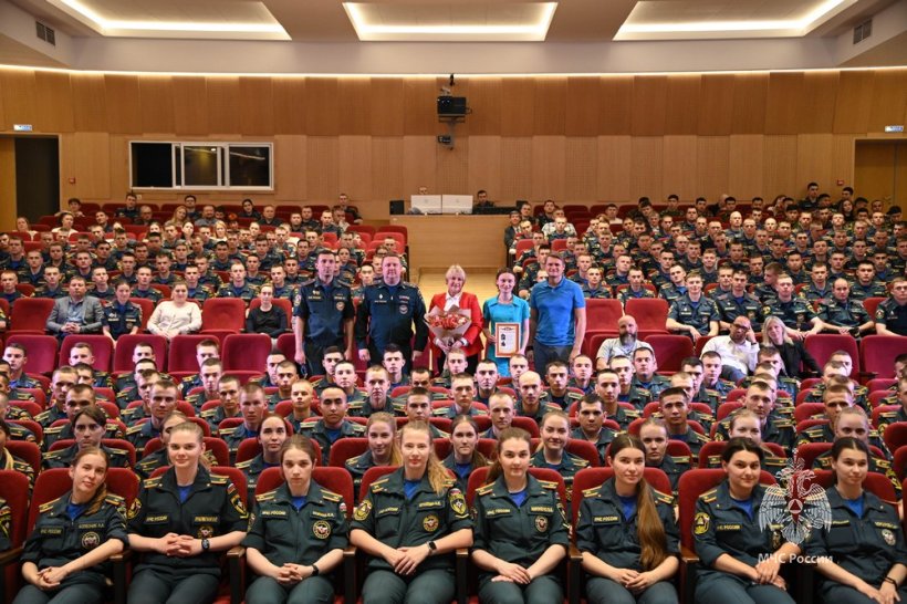 «ПОЗЫВНОЙ 3.9.2.» – легендарный огнеборец и слушатель Академии