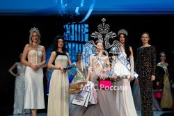 Обучающиеся Академии завоевали семь титулов на конкурсе «Мисс Единство»