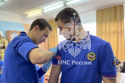 Студенты Академии провели кадетам МБОУ «Веселёвской средней общеобразовательной школы» урок по основам первой помощи 