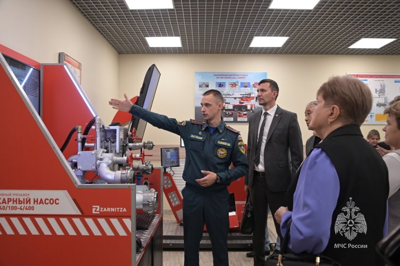 Представители ВДПО посетили Академию