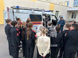 В период  с 23 по 27 сентября прошли выездные занятия с обучающимися 8-9 классов в рамках реализации цикла ознакомительных профессиональных проб «Кадетский класс – путь в профессию».  