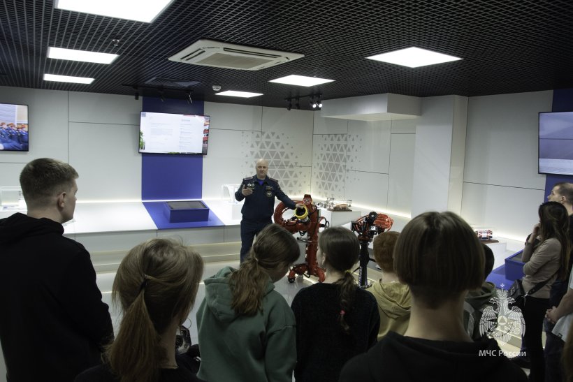 Академия открыла двери для будущих абитуриентов и их родителей