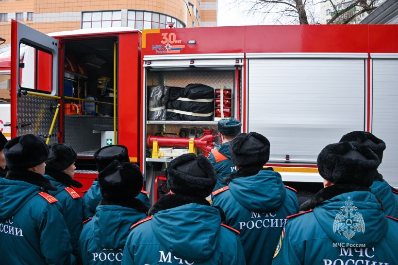 В рамках соглашения Департамента образования и науки города Москвы с Академией ГПС МЧС России для учащихся 10 и 11 кадетских классов столицы был реализован цикл мероприятий профориентационной направленности.