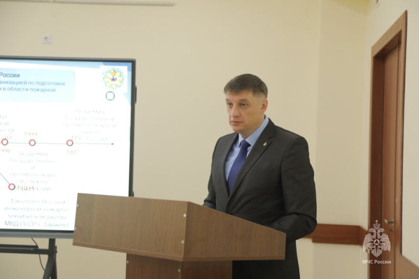 МЧС России и Узбекистана обмениваются опытом в вопросах подготовки спасателей
