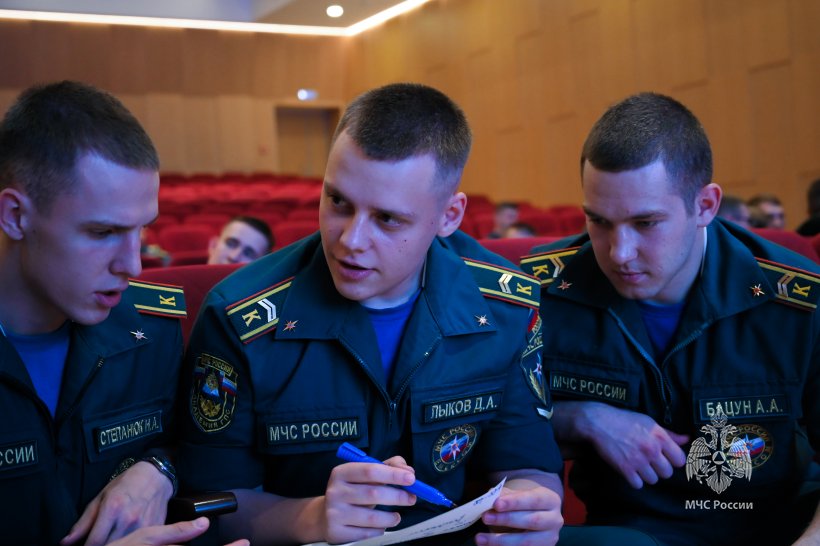 В Академии прошли праздничные мероприятия, посвящённые Дню семьи, любви и верности