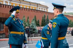 На Красной площади вручили дипломы выпускникам двух вузов МЧС России