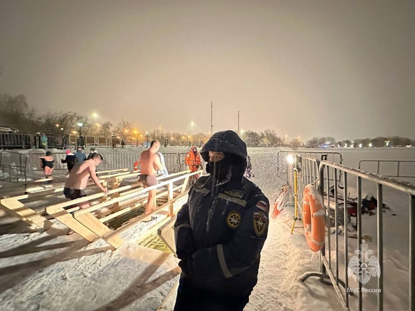 Обучающиеся Академии обеспечивали безопасность крещенских купаний