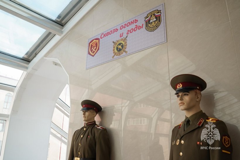 В Академии открыли новую экспозицию «Сквозь огонь и годы»