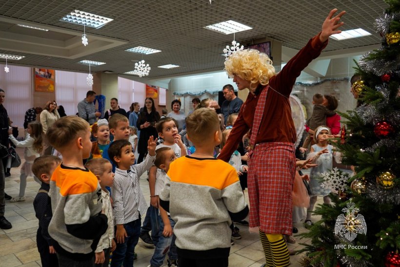 Для детей сотрудников Академии прошла новогодняя ёлка