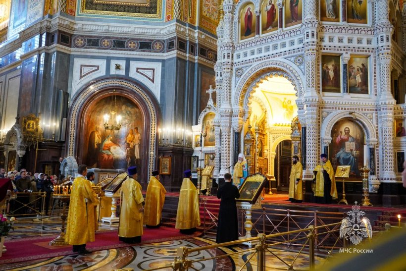 Личный состав Академии принял участие в молебне в честь иконы Божьей Матери "Неопалимая Купина"