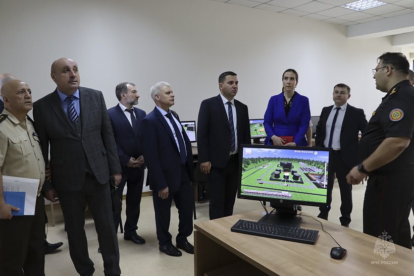 Представители вузов МЧС России обменялись опытом с коллегами из Азербайджана