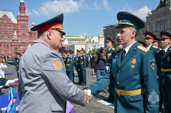 На Красной площади состоялся выпуск молодых специалистов
