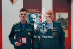 За нами – опыт поколений: От Ленинграда до Москвы