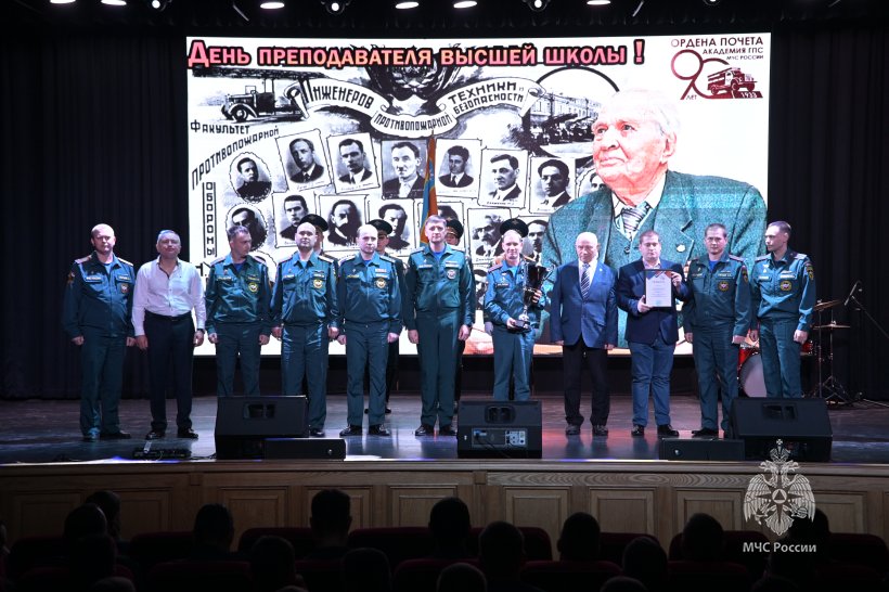 В Академии определили лучшую кафедру и преподавателя года