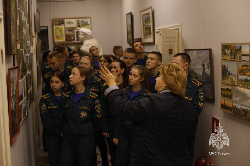 Поисковики Академии провели совместный выезд со студентами и преподавателями Колледжа дизайна и декоративного искусства РГХПУ имени С.Г. Строганова