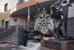 На плацу вуза состоялся общеакадемический развод