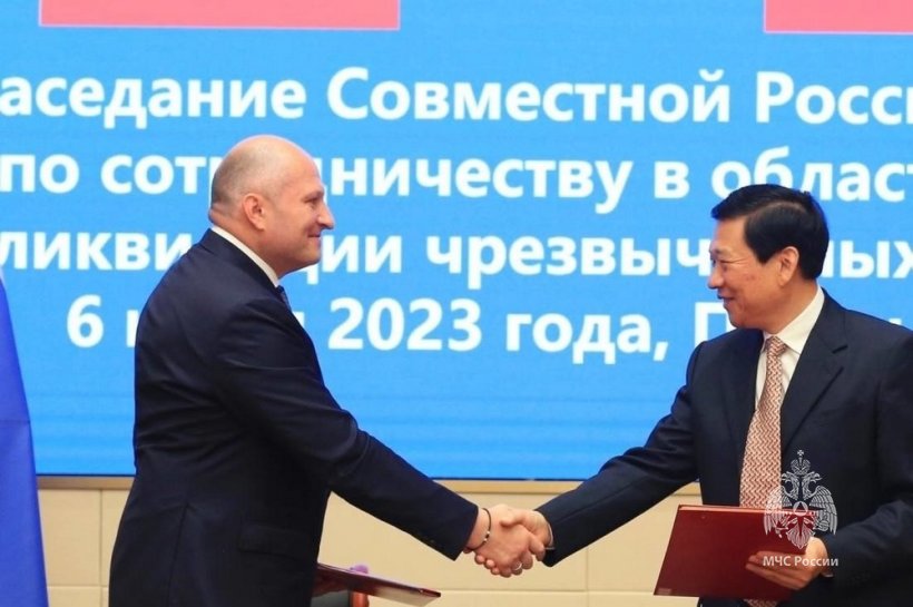 Главы спасательных ведомств России и Китая обсудили вопросы двустороннего сотрудничества