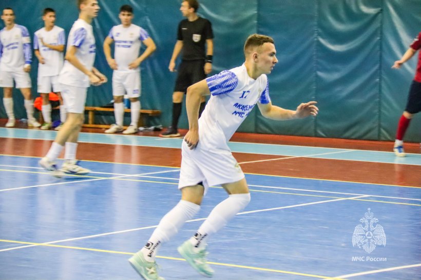 В северной столице стартовали соревнования по мини-футболу среди вузов МЧС России