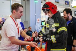 В интерактивном квесте «Стать героем» приняли участие около 200 человек