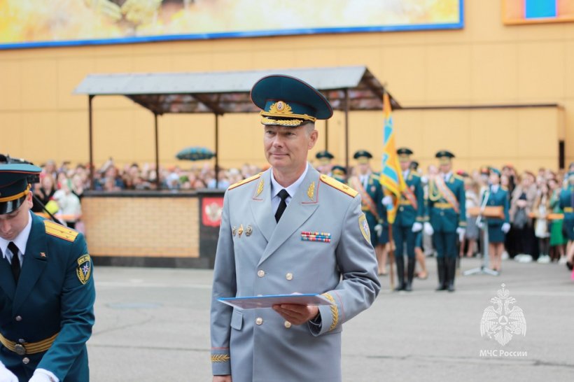 В Академии ГПС МЧС России состоялся выпуск молодых специалистов
